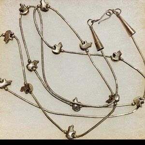 Fetish necklace Vintage liquid silver Native American Necklace Bear  27”
